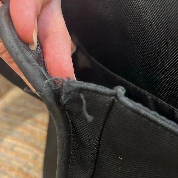 Coach men’s messenger/laptop bag 5105. - Picture 10 of 13